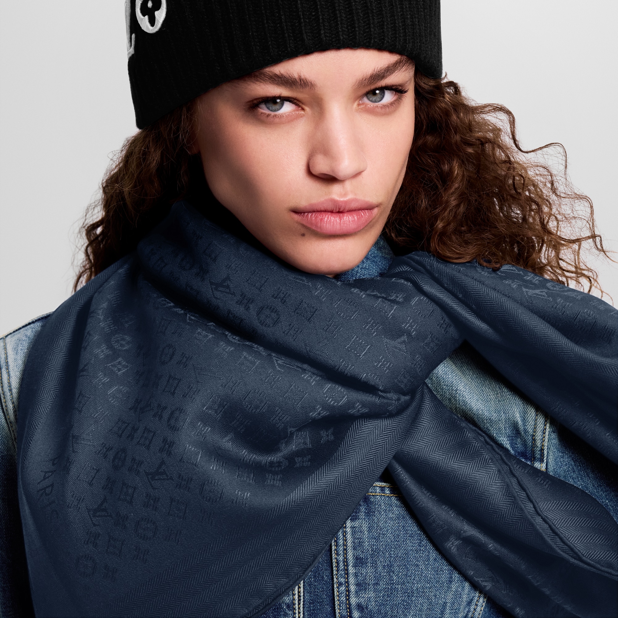 ルイ・ヴィトン ショール・エバーモア Evermore Shawl S00 - Women - Accessories | LOUIS VUITTON ®